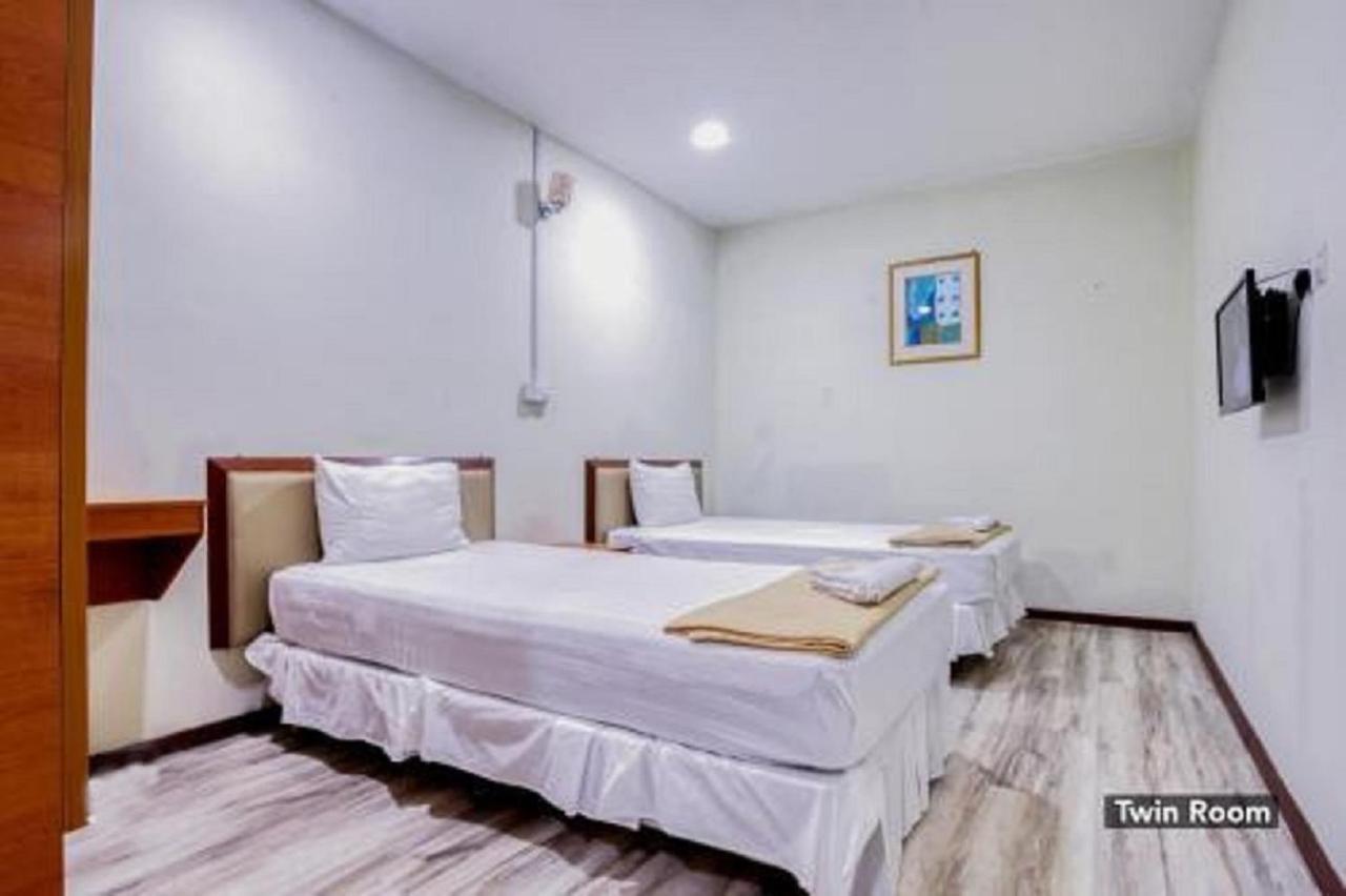 Hotel Sri Malim Tanjong Malim Extérieur photo