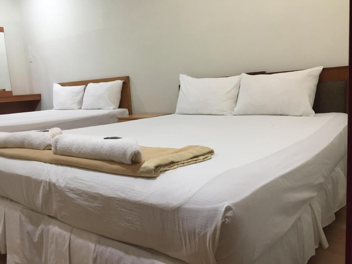 Hotel Sri Malim Tanjong Malim Extérieur photo